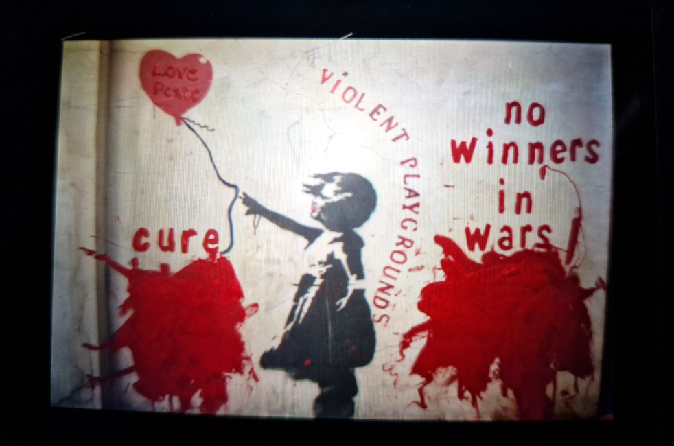 NO WINNERS IN WARS 1 (2024): a development of a Banksy graffiti